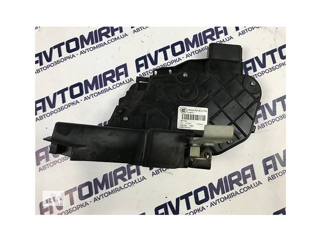 Замок двери передней правой Ford Mondeo 2007-2014 6M2AR21812MC