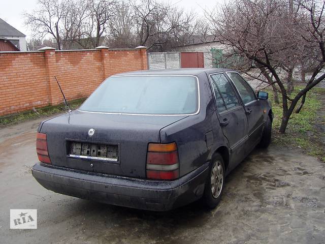 Б/у бампер задний для Lancia Thema