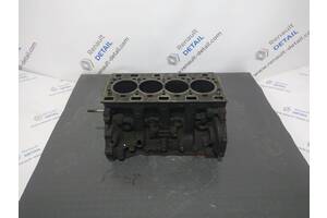 Б/у блок двигуна для Renault Master 2000-2010 2.2-2.5 DCI 84-88kw