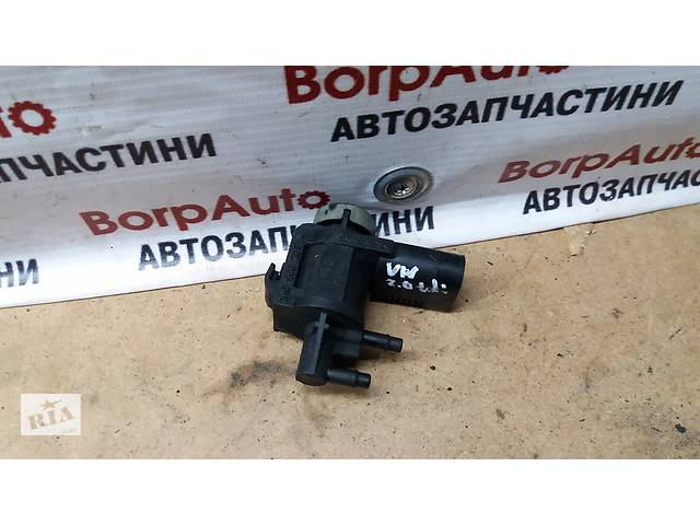 Б/у датчик клапана EGR для Volkswagen Passat B6 2.0 TDI 2005-2010 1K0906283A