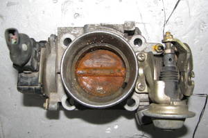 Б/у дроссельная заслонка Mazda 323 BG 1.6/1.8 1989-1994, BP0113640, DENSO 195900-2490 -арт№7865-