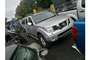 Б/у дверь передняя для Nissan Navara