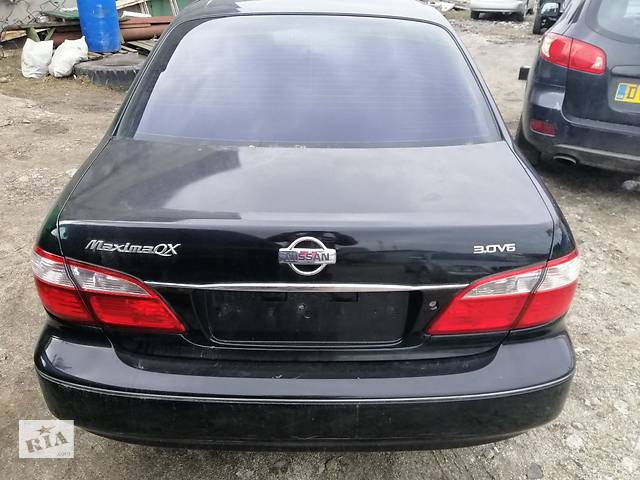 Фонарь задний для Nissan Maxima QX 99-02