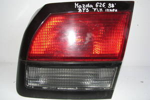 Б/у фонарь задний крыш. баг. л/п Mazda 626 GF 5дв хб 1997-1999, KOITO 132-61825 -арт№8426-