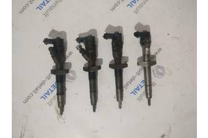 Б/у форсунка для Renault Master 1998-2006 2.2DCI 8200010075 0445110063