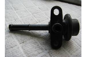 Б/у клапан топливной рейки Mazda 323/323F BG/BA/BJ 1.3-1.8i 1989-2003, DENSO 195300-1690 -арт№11207-