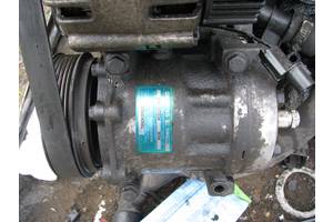 Б/у компрессор кондиционера Mitsubishi Carisma DA5A 1.9DI-D F9Q1 5дв хб 2000-2004, 8200040681, SANDEN -арт№8458-