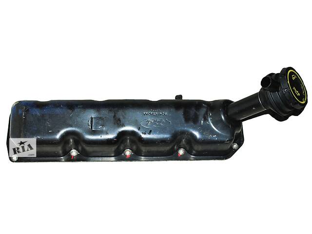 Крышка клапанная 2.5DI fo FORD TRANSIT 86-00 ОЕ:6200587 FORD 6200587