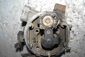 Б/у моноинжектор Volkswagen Polo II 1.3i AAV 1991-1994, 030023B, 030133023B, BOSCH 0438201103, 043820 -арт№7949-