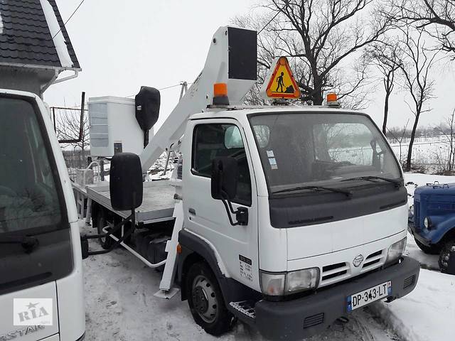 Б/у мост ведущий задний для Nissan Cabstar 3.0 TDI