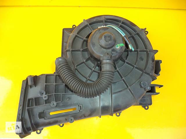 Б/у моторчик печки для Nissan Almera (N16) (2000-2004) (27200 BN020)