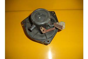 Б/у моторчик печки для Nissan Micra (K11) (1992-2000) (0130063083)