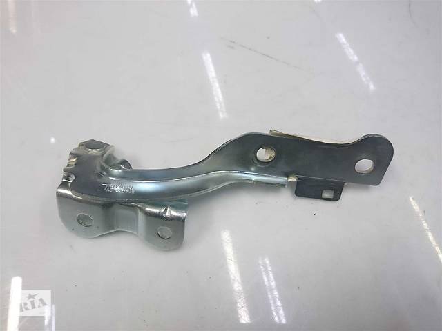 Петля капота лев CHEVROLET AVEO (T250/T255) 06-11 ОЕ:94520982 CHEVROLET 94520982