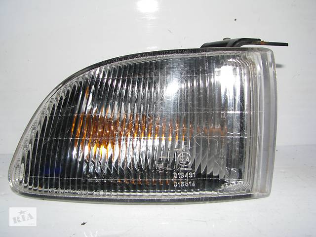 Б/у поворотник п Mitsubishi Galant VIII 1996-2003, STANLEY 045-4365, P0555 -арт№5527-