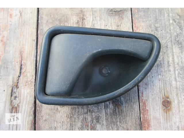 Б/у ручка двери внутренняя для Renault Master , Opel Movano , Nissan Interstar ,1998-2010 , 7700820524 , 7700830078