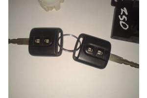 Б/у два ключа і антена иммобелайзера для Nissan Murano z50