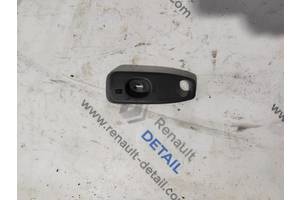 Б/у замок двери для Renault Trafic 2014-2019