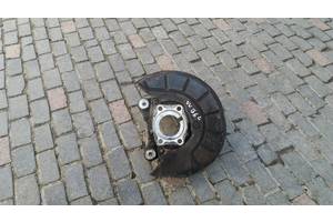 Б / у кулак поворотный левый для Volkswagen Passat B6 2005-2010 3C0407257F