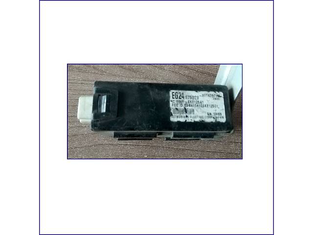 Блок-безключового-доступу-Mazda-CX-7-SKE125A1-2007-2012