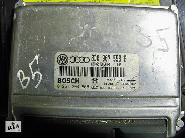 Блок управления двигателем BOSCH 8D0 907 558 E на Volkswagen Passat 1.8T 1998 года. код B-5