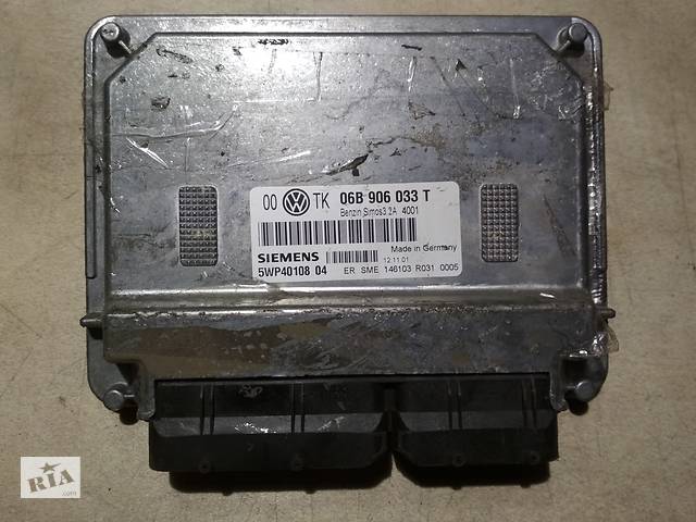 Блок управления двигателем VW PASSAT SKODA SUPERB 06B906033T 5WP4010804