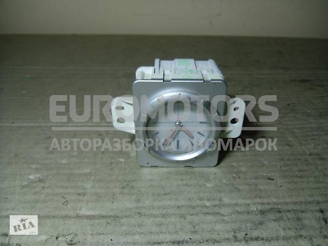 Часы центральной панели Mitsubishi Outlander 2003-2006 MR979796 4