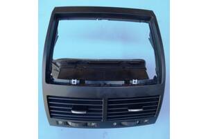 Дефлектор Volkswagen Touareg 2003-2009 7L6819727AH Vw Туарег Таурег