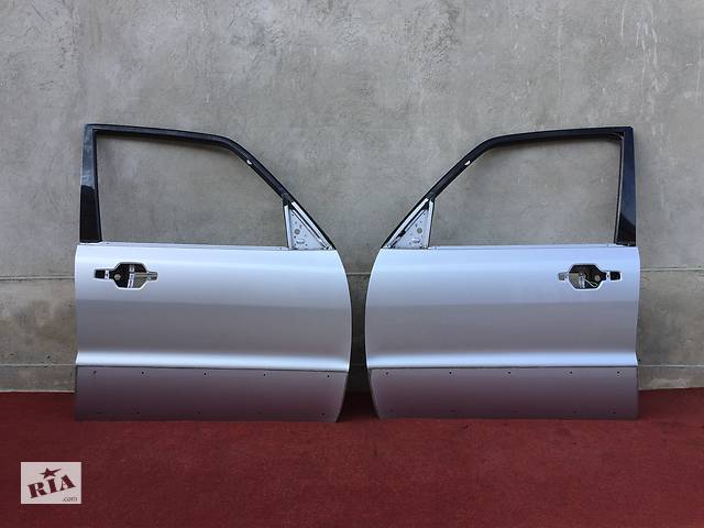 Дверь передняя Mitsubishi Pajero Wagon III