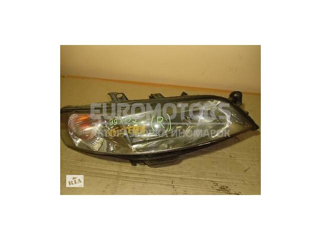 Фара правая (ксенон) Opel Vectra (B) 1995-2002 0301179272 40482