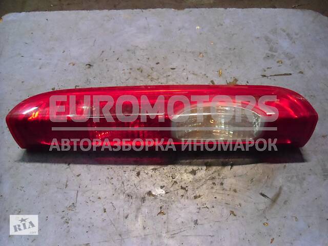 Фонарь правый 06- Renault Trafic 2001-2014 8200415251 50193