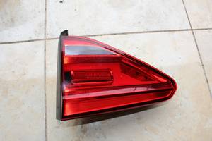 фонарь задний для Volkswagen Touran III 2011-15