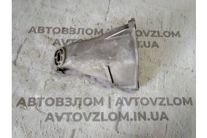 Кронштейн двигуна для Audi B4 1.9 tdi 8A0199308C