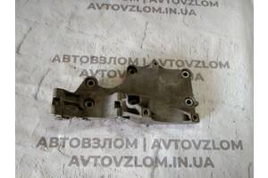 Кронштейн генератора для Volkswagen Touran 1.9tdi 03G903143A