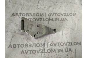 Кронштейн гідропідсилювача для Audi 80 1.8i 026145515