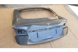 Кришка багажника Tesla Model S кришка багажника тесла з