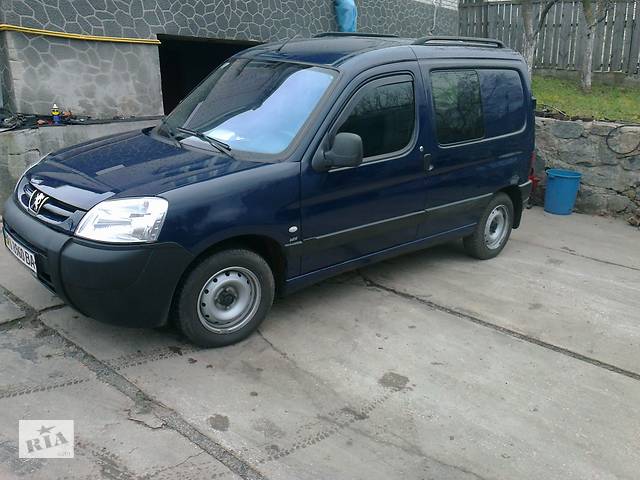 Кузов Бампер передний Легковой Renault Kangoo пасс. 2005