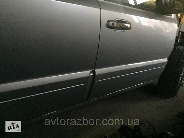 Молдинг двері Kia Sorento 02-09 Кіа Соренто