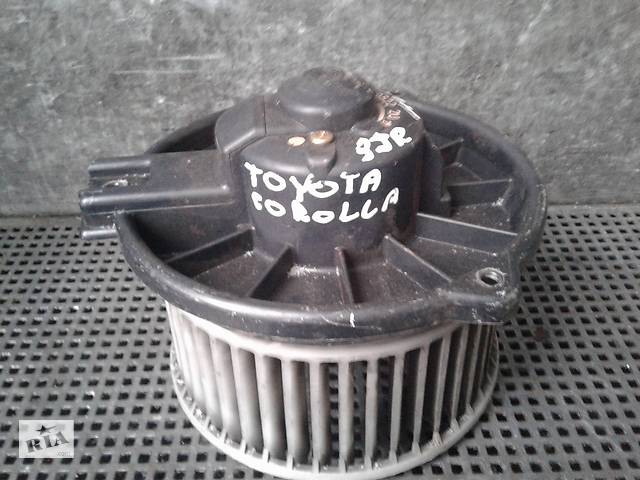 Моторчик пічки Toyota Corolla
