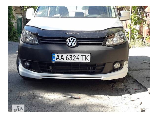 Накладка передняя Volkswagen Caddy (RK28885)