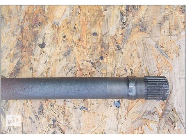 Полуось моста с подшипником и обоймой Мерседес 308 БУС, почтовик, качка ...