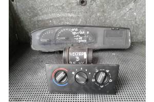 Расходомер воздуха Opel Vectra B 2.5