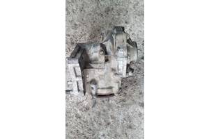 Роздавальна коробка 2.2 d для toyota rav-4 iii 05-12 3610042090