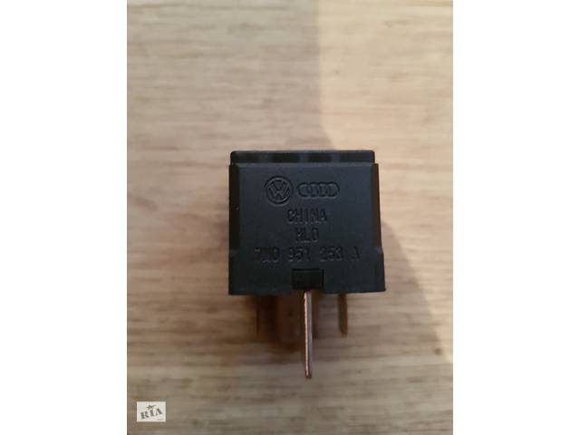 Реле (12v/ 50a) (№100) Volkswagen Passat B7 2010-2014