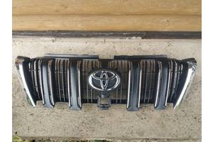 Решетка радиатора Toyota Prado 150 (2009-2015)
