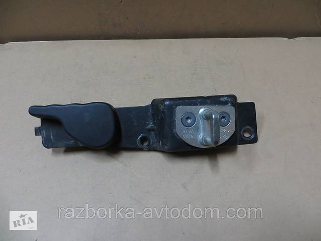 Ручка внутренняя задней правой двери Renault Kangoo (2008-2013) OE:8200497811
