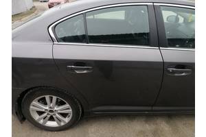 Скло двері задньої правої 6810305140 Toyota Avensis T27 2009-2018