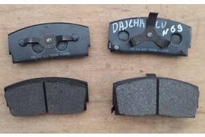 Тормозные колодки комплект/накладки для Daihatsu Charade 83-93 г
