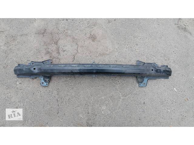 Усилитель бампера переднего 1J0806636A VW Volkswagen Golf 4 Фольксваген Гольф 4