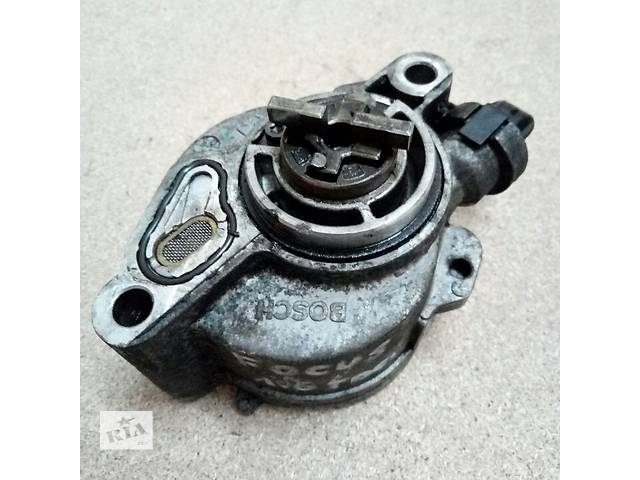 Вакуумний насос Ford Focus, Fiesta Citroen Berlingo C2 C3 Peugeot Partner Expert Volvo S40 1.6 D 9653898080