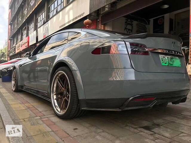 Wide Body Kit - Tesla Model S